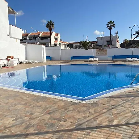 Cozy 3 Bedroom Townhouse * أرونا