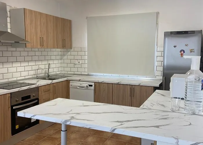 Cozy 3 Bedroom Townhouse