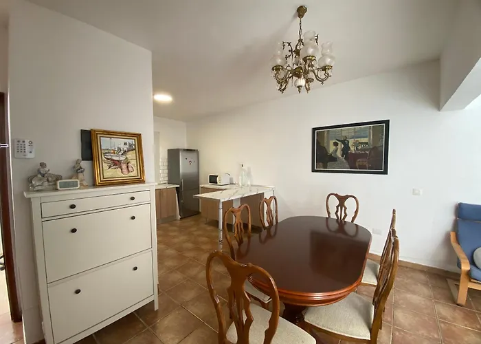 Cozy 3 Bedroom Townhouse * Arona (Tenerife)